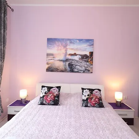 Apartment Puca *